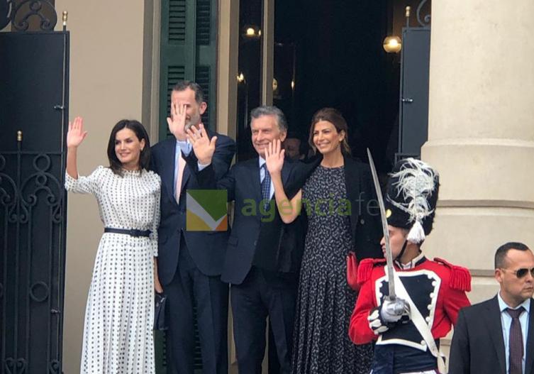 Con la presencia de los reyes de España, comenzó  el Congreso de la Lengua