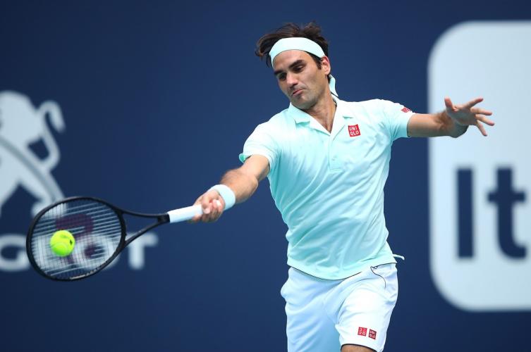 Roger Federer se metió en cuartos de Miami y sube en el ranking