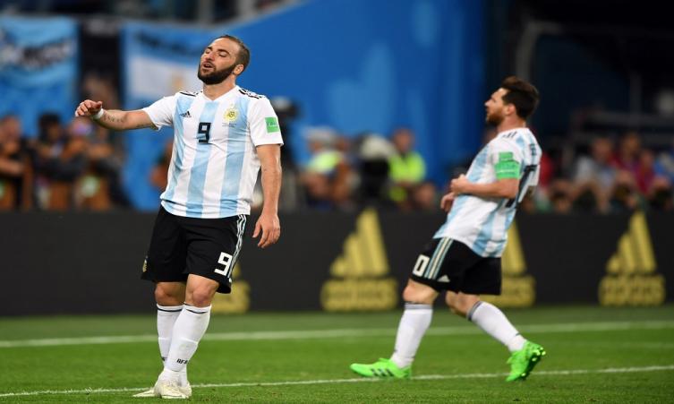 Gonzalo Higuaín puso fin a su ciclo en la Selección e hizo un crudo análisis de las críticas recibidas