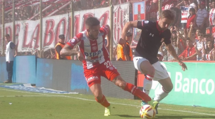 Unión perdió su chance de asegurarse un lugar en la Sudamericana al empatar sin goles ante Estudiantes de LP.
