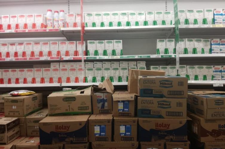 Falta leche descremada en supermercados 