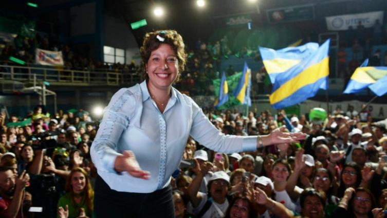 Arabela Carreras: 