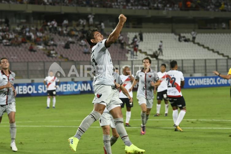 ¿Vuelve el Pulga Rodríguez contra Tigre?
