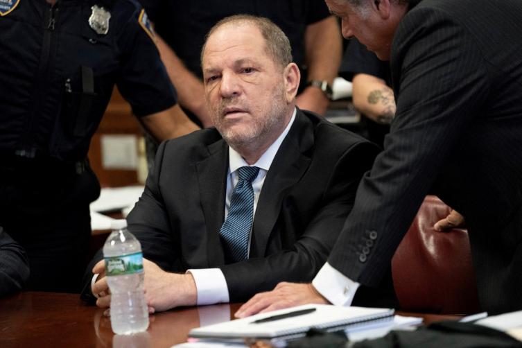 Asombrosa decisión de un juez en el caso de Harvey Weinstein