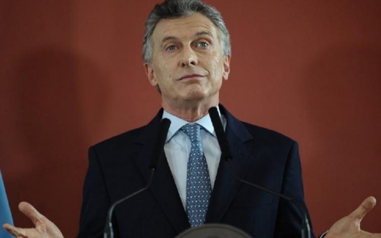 Para Macri, sube el riesgo país por temor a 