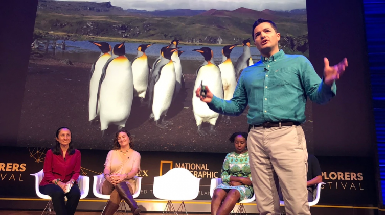 El argentino referencia mundial en protección de pingüinos que fue premiado por Disney