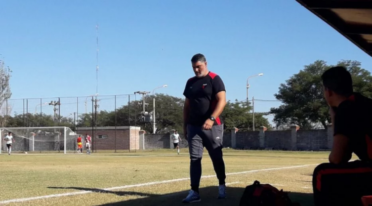 Colón ya no tiene técnico en la Reserva