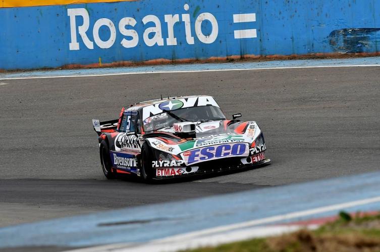 Matías Rossi se quedó con la pole del TC en Rosario