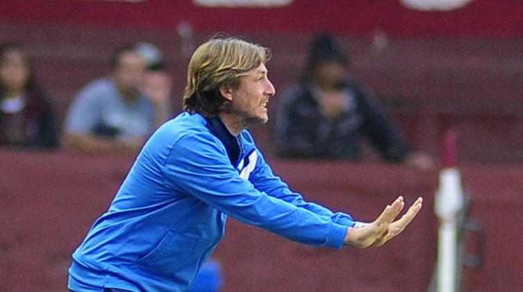 Newell's quiere a Gabriel Heinze para escaparle al descenso
