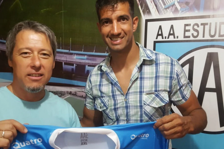 Audio donde afirman que el ascenso de Estudiantes de Río Cuarto a la B Nacional estaba 