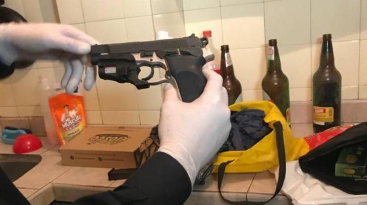Incautan arma con la que habrían atacado a Olivares y Yadón