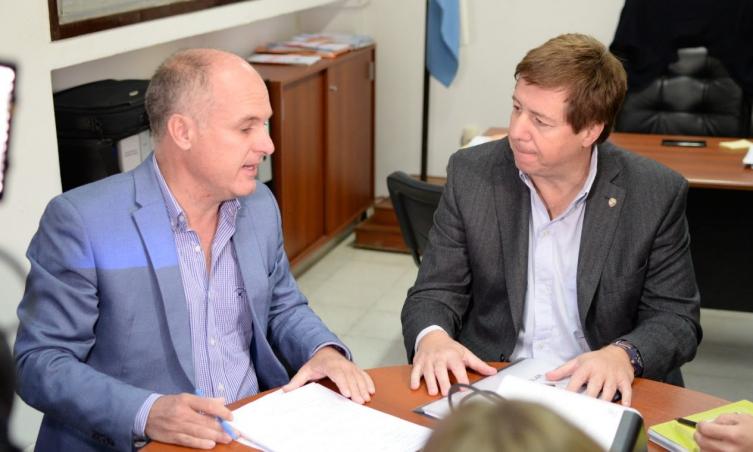 Henn se reunió con el secretario de transporte 