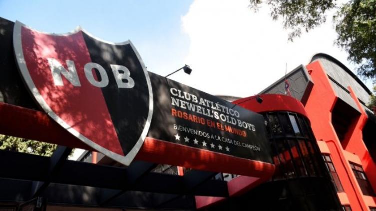 Mientras se dan los últimos detalles al fideicomiso, Newell ´s está de asamblea