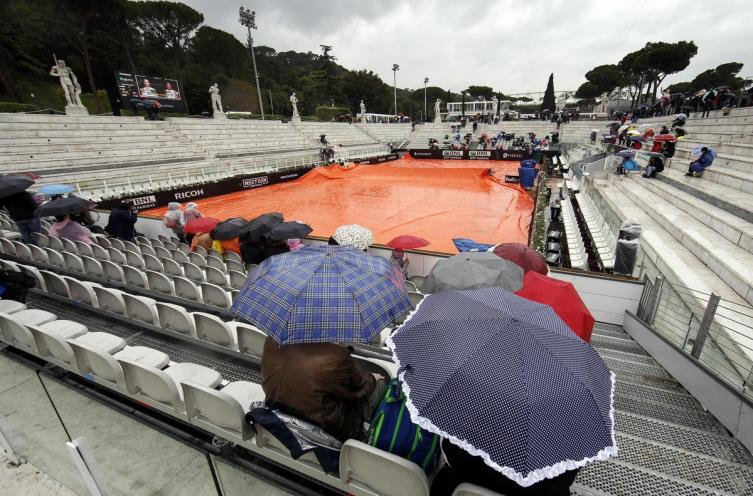 La intensa lluvia en Roma postergó el debut de Del Potro