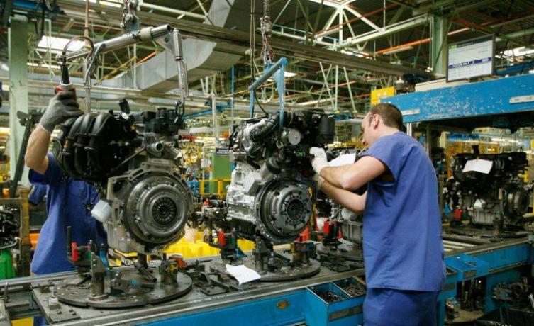 La industria acumula 11 meses de bajas consecutivas, alerta la UIA
