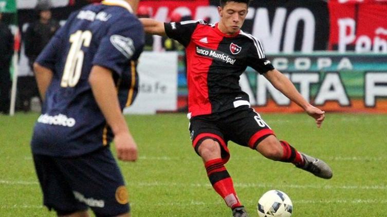Newell ´s vendió el 50% de Lisandro Martínez transfiriéndolo al Ajax