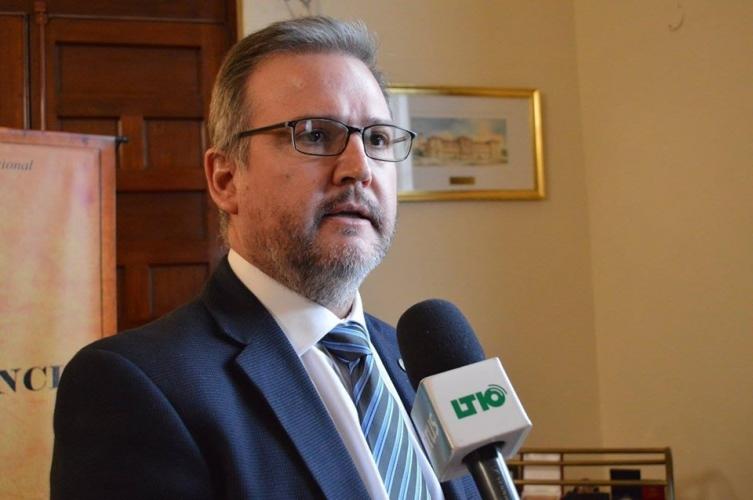 Falleció Claudio Lizárraga
