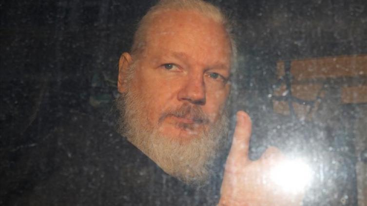Piden la detención de Julián Assange por violación