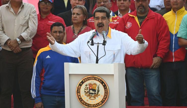 Maduro propone adelantar las elecciones en Venezuela como salida 