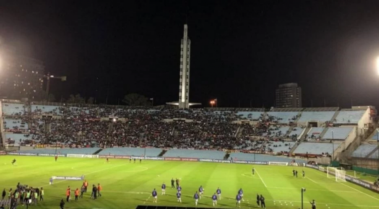 Colón marcó un récord histórico también para el fútbol uruguayo