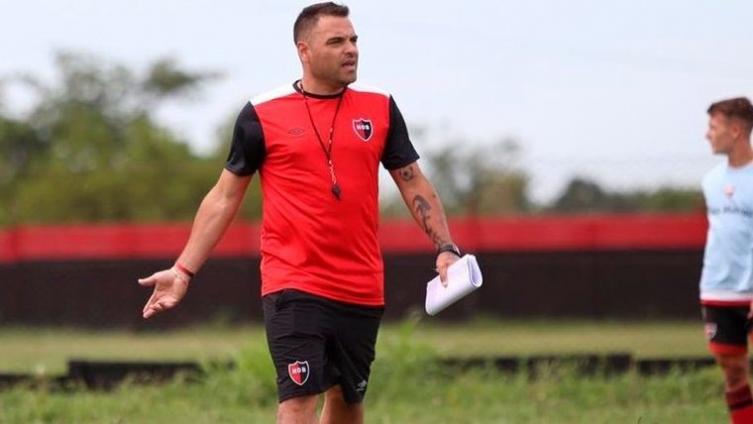 Newell ´s define el nuevo técnico de primera mientras la Reserva inicia la pretemporada