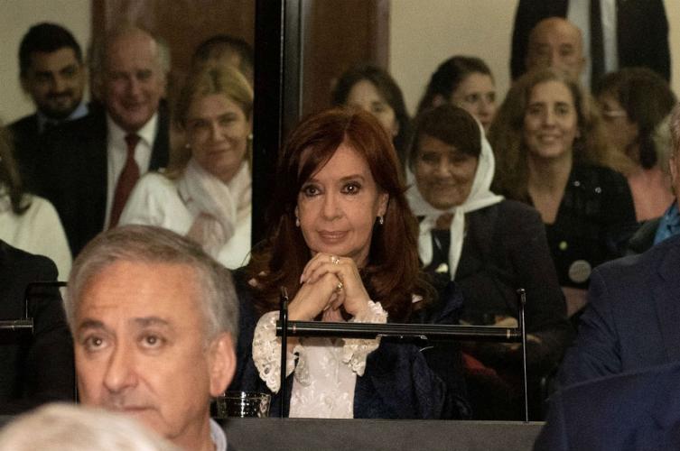 Con Cristina presente, el juicio por la obra pública pasó a nuevo cuarto intermedio