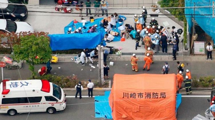 Al menos dos muertos por un ataque a cuchillazos en Japón