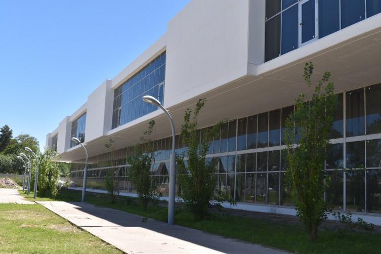 El gobernador dejó inaugurado el nuevo hospital de alta complejidad
