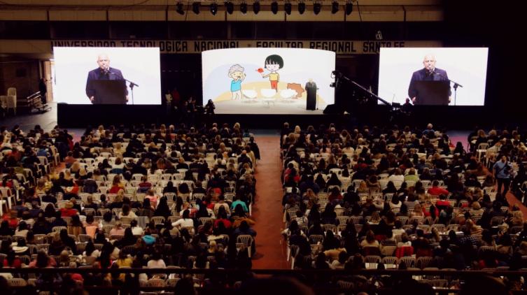 Lifschitz abrió el Congreso Internacional 