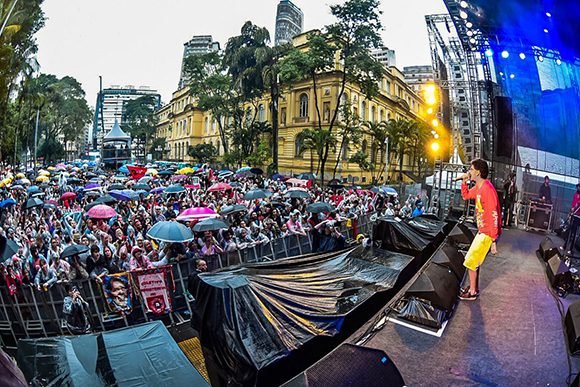 Brasil: Artistas cantan en Sao Paulo por la libertad de Lula
