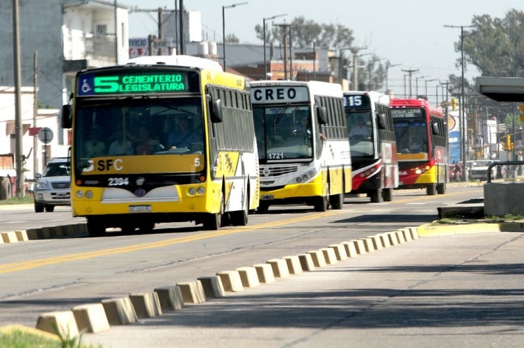 La UTA levantó el paro y es normal el servicio de colectivos en Santa Fe