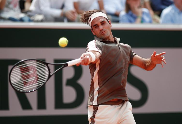 Federer pasó a semifinales y reeditará con Nadal uno de los grandes clásicos del tenis