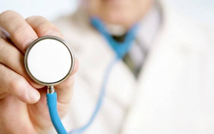 Imputaron a una falsa médica por ejercicio ilegal de la medicina