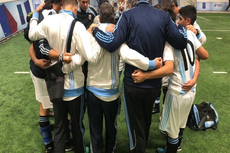 Fútbol para ciegos: los Murciélagos golearon a Perú