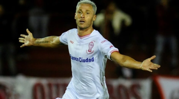 Israel Damonte dijo que lo llamaron de Colón