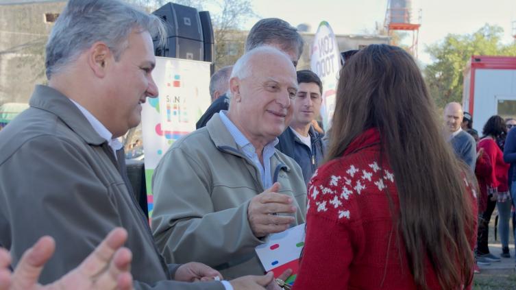 Lifschitz recorrió el barrio Acería  