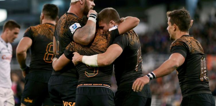 Jaguares, con equipo muleto para cerrar en Vélez
