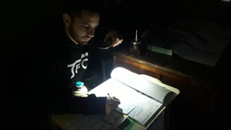 Un gigantesco apagón afectó a Santa Fe y gran parte del país