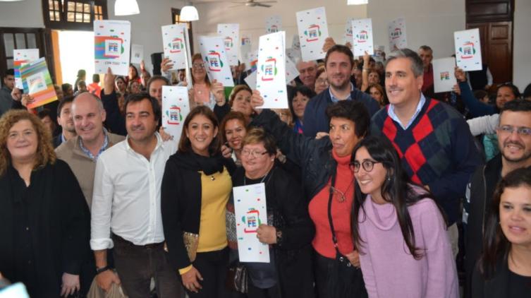 Entregaron escrituras de Regularización Dominal