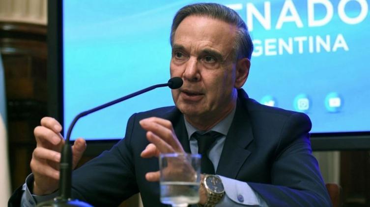 Pichetto renunció al Consejo de la Magistratura