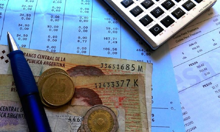 Medio aguinaldo: cuándo se paga y cómo se calcula 