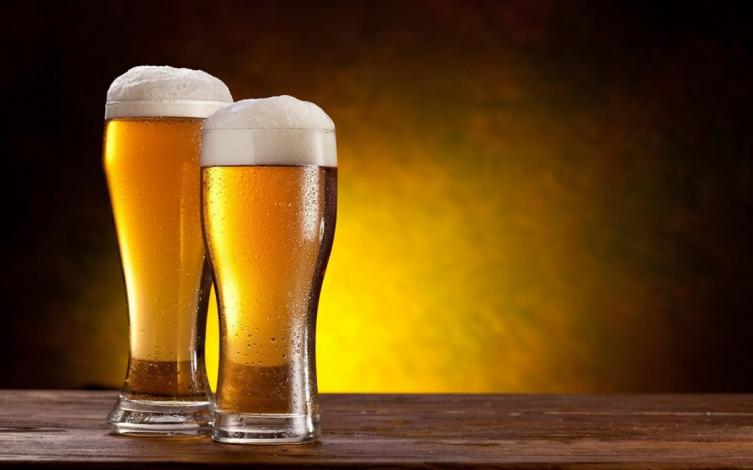 La Anmat prohibió la venta en todo el país de tres cervezas importadas