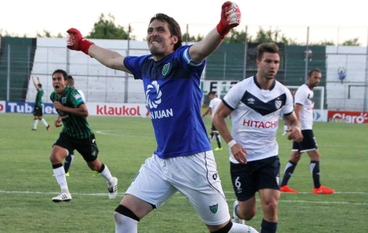Luis Ardente será el arquero que incorporará Colón