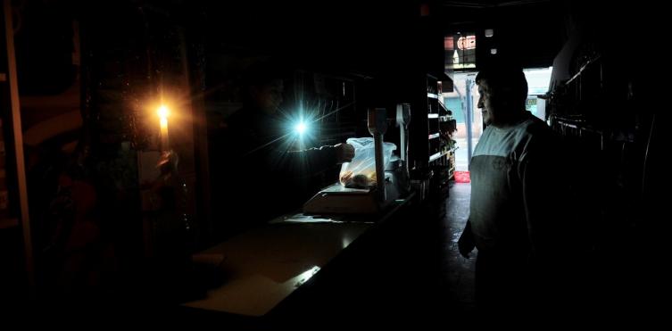 Investigan si el apagón se produjo por comprar energía más barata a Brasil
