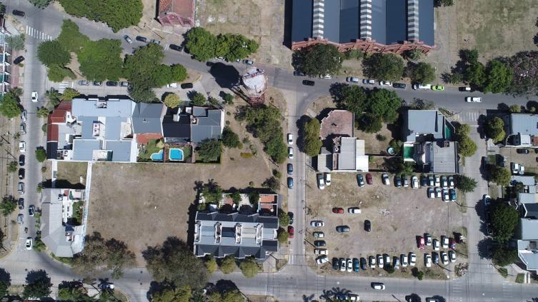 Nación subastará diez lotes de barrio Candioti Sur