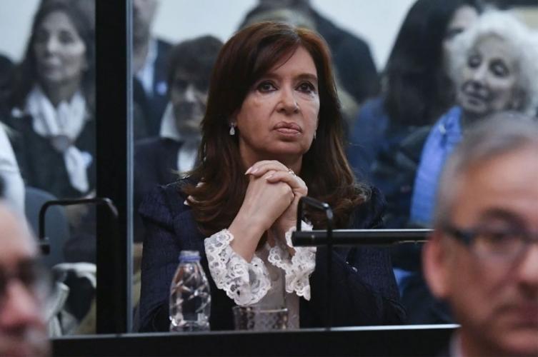 Subsidios a los trenes: la Justicia procesó a Cristina y otros funcionarios  
