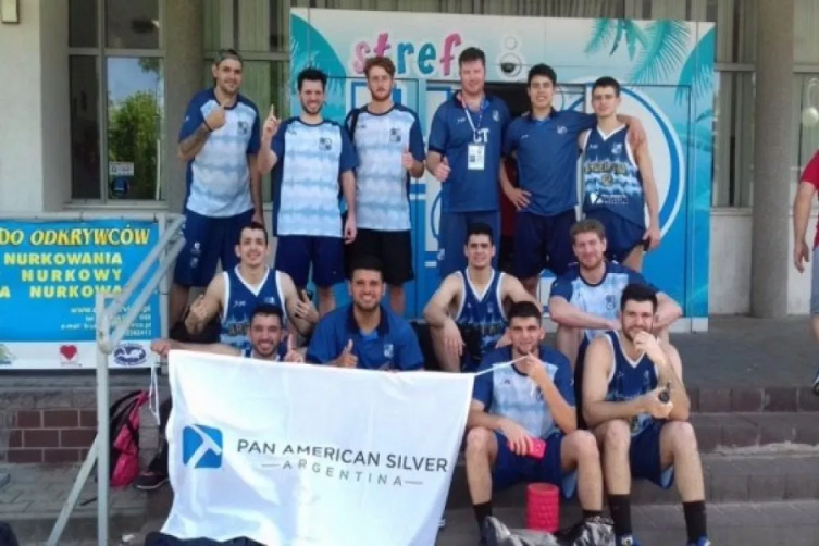 Básquet para sordos: los Topos no pudieron con Ucrania en el mundial de Polonia