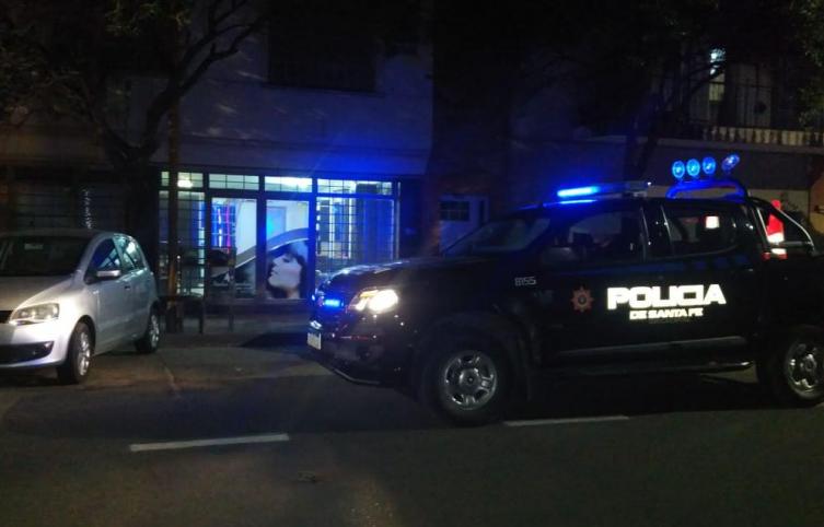 Detuvieron a un taxista y dos pasajeros por un robo calificado