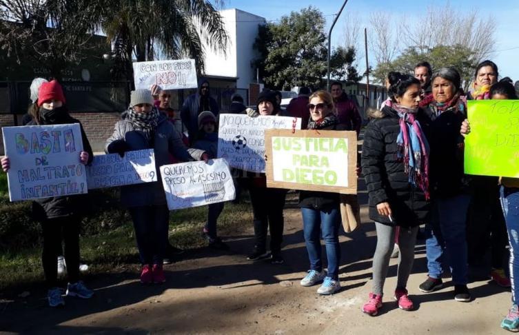 Recreo marchó por Justicia para Diego Román