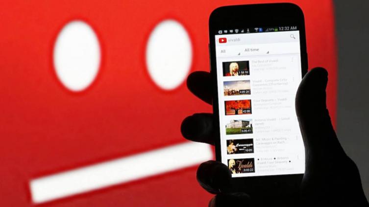 YouTube prohíbe los videos que enseñan a los usuarios a hackear